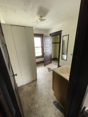 6 6th, SAVANNA, Illinois 61074, 3 Bedrooms Bedrooms, ,1 BathroomBathrooms,House,For Sale,6th,202502614