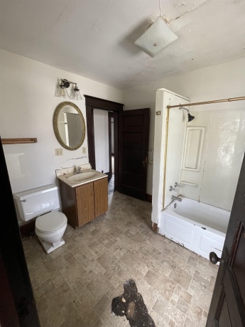 6 6th, SAVANNA, Illinois 61074, 3 Bedrooms Bedrooms, ,1 BathroomBathrooms,House,For Sale,6th,202502614