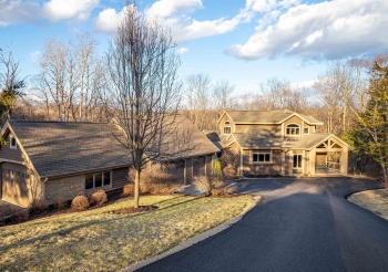 8 Oxbow, GALENA, Illinois 61036, 5 Bedrooms Bedrooms, ,5 BathroomsBathrooms,House,For Sale,Oxbow,202501437