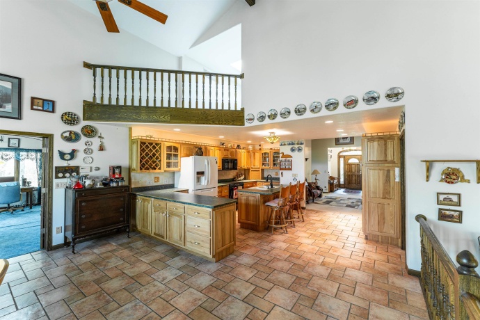 1479 Old Mill, FRANKLIN GROVE, Illinois 61031, 4 Bedrooms Bedrooms, ,4 BathroomsBathrooms,House,For Sale,Old Mill,202502625