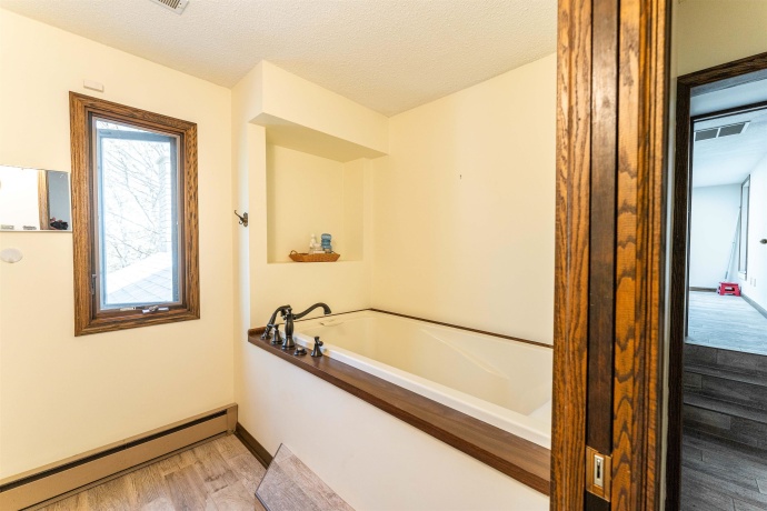 1479 Old Mill, FRANKLIN GROVE, Illinois 61031, 4 Bedrooms Bedrooms, ,4 BathroomsBathrooms,House,For Sale,Old Mill,202502625