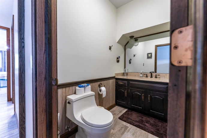 1479 Old Mill, FRANKLIN GROVE, Illinois 61031, 4 Bedrooms Bedrooms, ,4 BathroomsBathrooms,House,For Sale,Old Mill,202502625