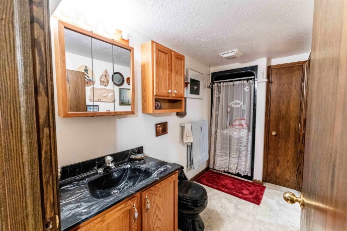 1479 Old Mill, FRANKLIN GROVE, Illinois 61031, 4 Bedrooms Bedrooms, ,4 BathroomsBathrooms,House,For Sale,Old Mill,202502625