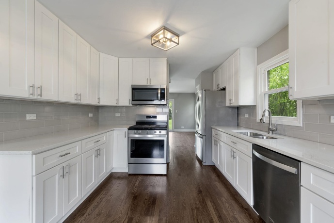 666 Barberry, HIGHLAND PARK, Illinois 60035, 3 Bedrooms Bedrooms, ,2 BathroomsBathrooms,House,For Sale,Barberry,202502635