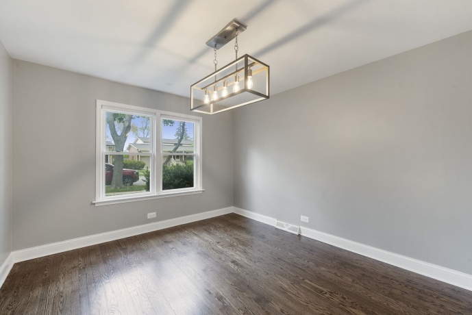 666 Barberry, HIGHLAND PARK, Illinois 60035, 3 Bedrooms Bedrooms, ,2 BathroomsBathrooms,House,For Sale,Barberry,202502635