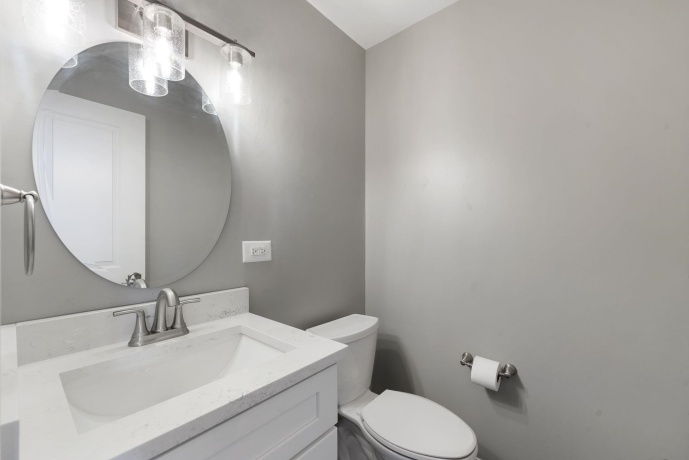 666 Barberry, HIGHLAND PARK, Illinois 60035, 3 Bedrooms Bedrooms, ,2 BathroomsBathrooms,House,For Sale,Barberry,202502635