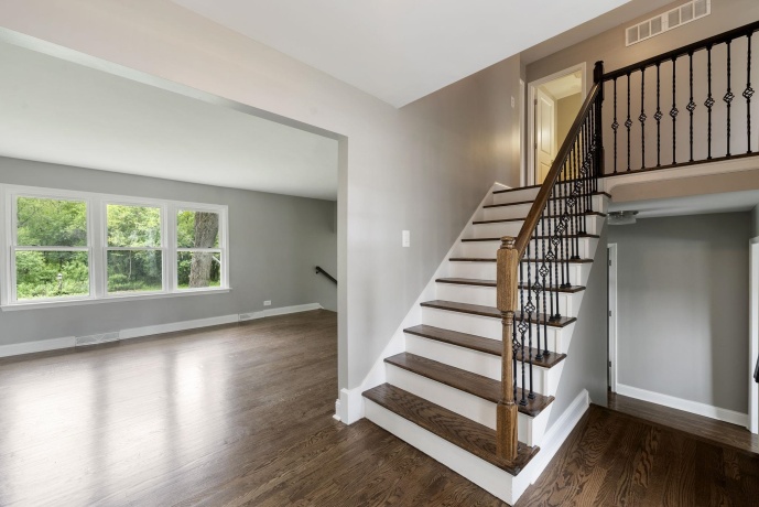 666 Barberry, HIGHLAND PARK, Illinois 60035, 3 Bedrooms Bedrooms, ,2 BathroomsBathrooms,House,For Sale,Barberry,202502635