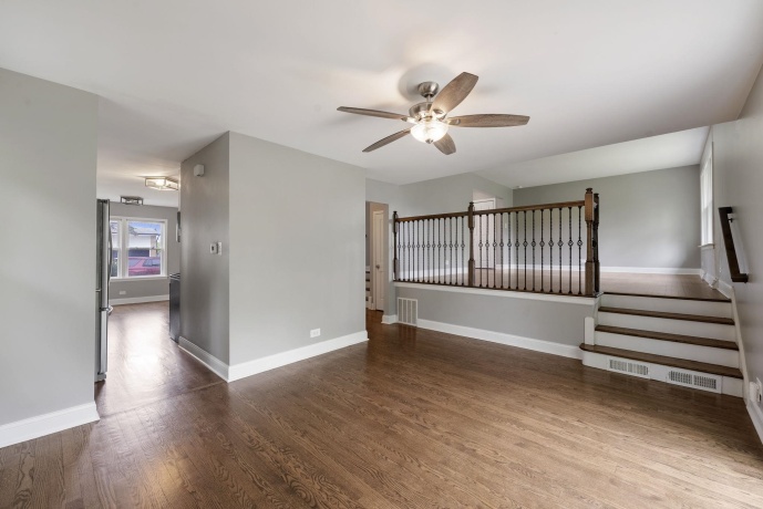 666 Barberry, HIGHLAND PARK, Illinois 60035, 3 Bedrooms Bedrooms, ,2 BathroomsBathrooms,House,For Sale,Barberry,202502635