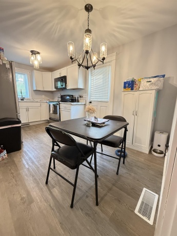 114 High, GALENA, Illinois 61036, 3 Bedrooms Bedrooms, ,1 BathroomBathrooms,House,For Sale,High,202502644