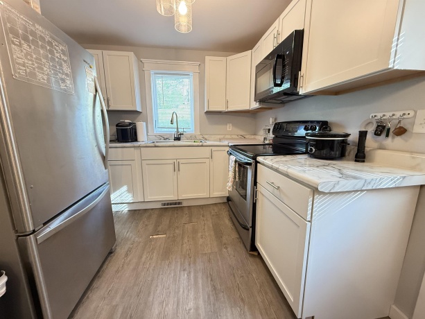 114 High, GALENA, Illinois 61036, 3 Bedrooms Bedrooms, ,1 BathroomBathrooms,House,For Sale,High,202502644