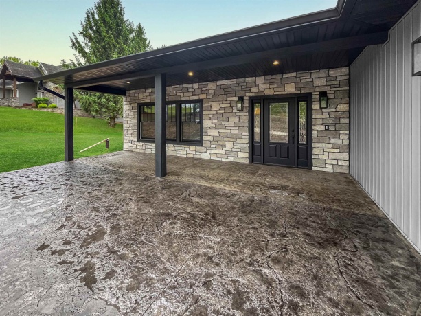 25-75 Lake Carroll, LAKE CARROLL, Illinois 61046, 6 Bedrooms Bedrooms, ,4 BathroomsBathrooms,House,For Sale,Lake Carroll,202502647