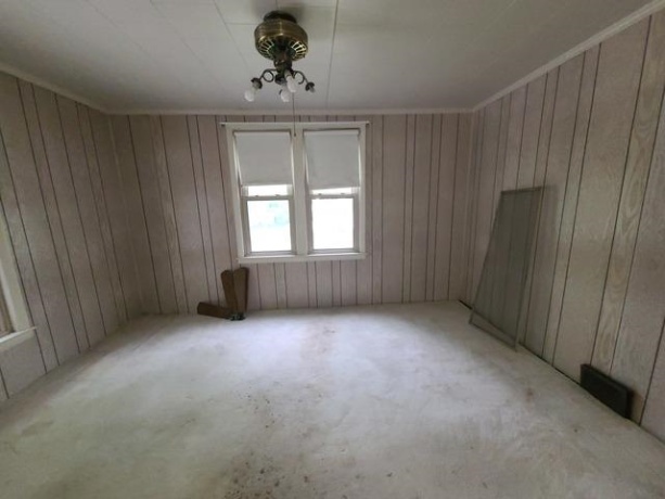 603 7th, STERLING, Illinois 61081, 3 Bedrooms Bedrooms, ,1 BathroomBathrooms,House,For Sale,7th,202502683