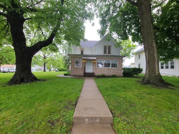 603 7th, STERLING, Illinois 61081, 3 Bedrooms Bedrooms, ,1 BathroomBathrooms,House,For Sale,7th,202502683