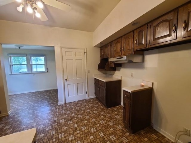 603 7th, STERLING, Illinois 61081, 3 Bedrooms Bedrooms, ,1 BathroomBathrooms,House,For Sale,7th,202502683