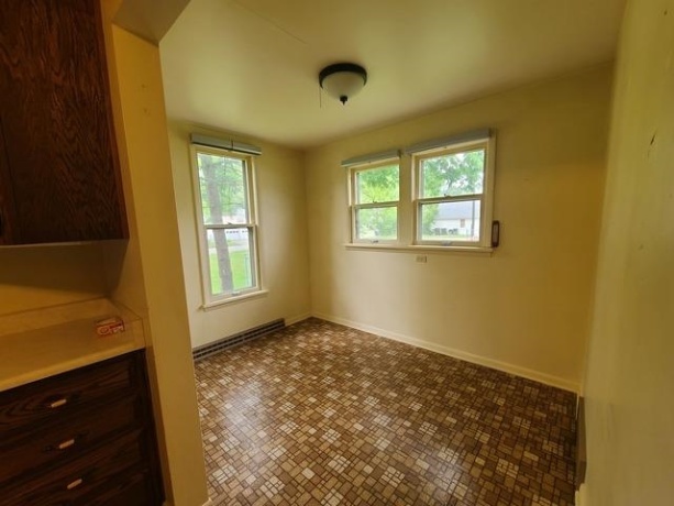 603 7th, STERLING, Illinois 61081, 3 Bedrooms Bedrooms, ,1 BathroomBathrooms,House,For Sale,7th,202502683