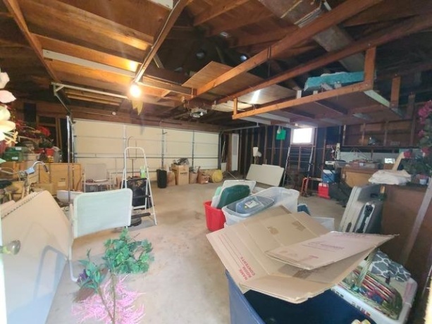 603 7th, STERLING, Illinois 61081, 3 Bedrooms Bedrooms, ,1 BathroomBathrooms,House,For Sale,7th,202502683