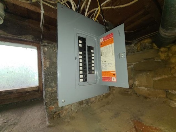 603 7th, STERLING, Illinois 61081, 3 Bedrooms Bedrooms, ,1 BathroomBathrooms,House,For Sale,7th,202502683