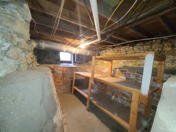 603 7th, STERLING, Illinois 61081, 3 Bedrooms Bedrooms, ,1 BathroomBathrooms,House,For Sale,7th,202502683