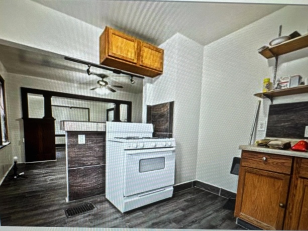 314 Longwood, ROCKFORD, Illinois 61114, 2 Bedrooms Bedrooms, ,1 BathroomBathrooms,House,For Sale,Longwood,202502693