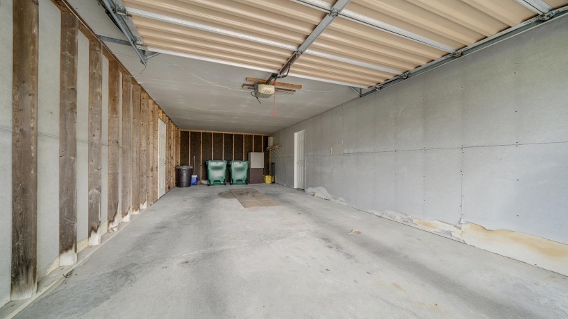 701 Oregon, POLO, Illinois 61064, ,2 Units,For Sale,Oregon,202502704