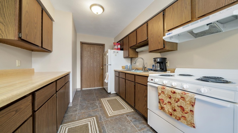 701 Oregon, POLO, Illinois 61064, ,2 Units,For Sale,Oregon,202502704