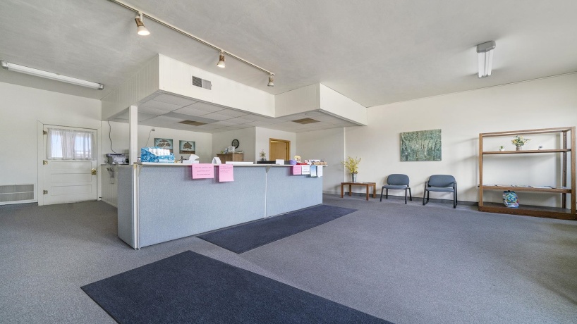 107 Franklin(2Properties), POLO, Illinois 61064, ,5+ Units,For Sale,Franklin(2Properties),202502715