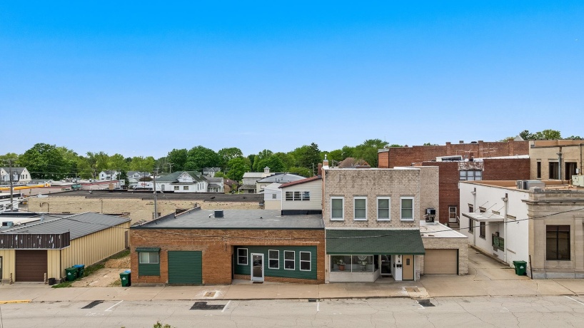 107 Franklin(2Properties), POLO, Illinois 61064, ,5+ Units,For Sale,Franklin(2Properties),202502715