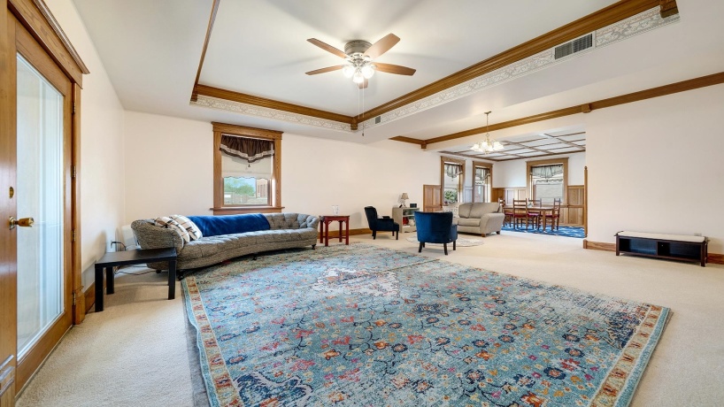 107 Franklin(2Properties), POLO, Illinois 61064, ,5+ Units,For Sale,Franklin(2Properties),202502715