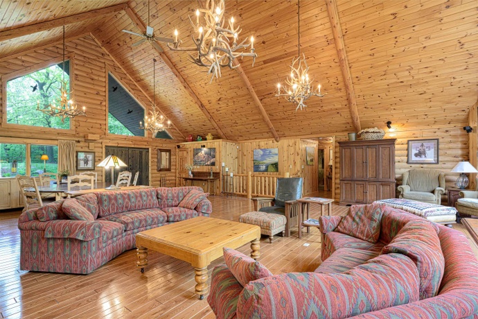 55 Stony, GALENA, Illinois 61036, 5 Bedrooms Bedrooms, ,5 BathroomsBathrooms,House,For Sale,Stony,202502717