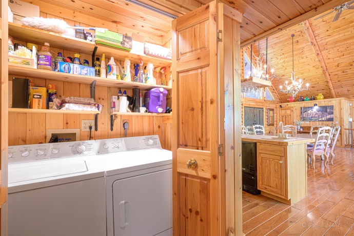 55 Stony, GALENA, Illinois 61036, 5 Bedrooms Bedrooms, ,5 BathroomsBathrooms,House,For Sale,Stony,202502717