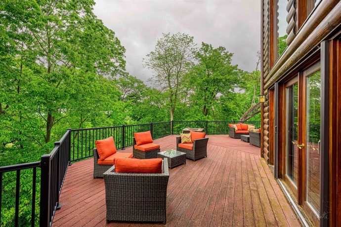 55 Stony, GALENA, Illinois 61036, 5 Bedrooms Bedrooms, ,5 BathroomsBathrooms,House,For Sale,Stony,202502717