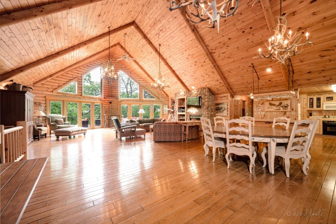 55 Stony, GALENA, Illinois 61036, 5 Bedrooms Bedrooms, ,5 BathroomsBathrooms,House,For Sale,Stony,202502717