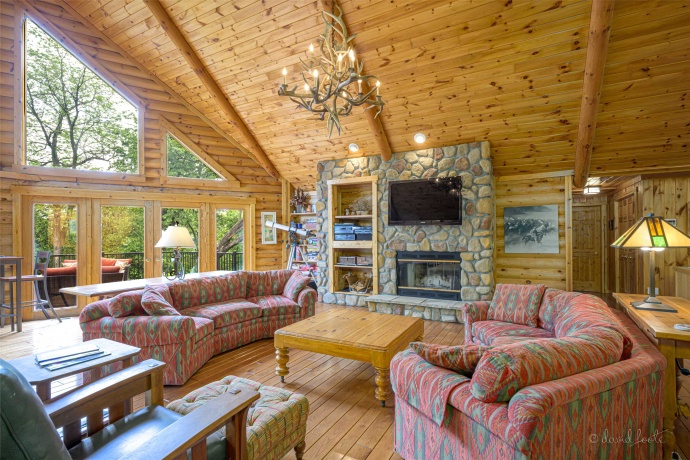 55 Stony, GALENA, Illinois 61036, 5 Bedrooms Bedrooms, ,5 BathroomsBathrooms,House,For Sale,Stony,202502717