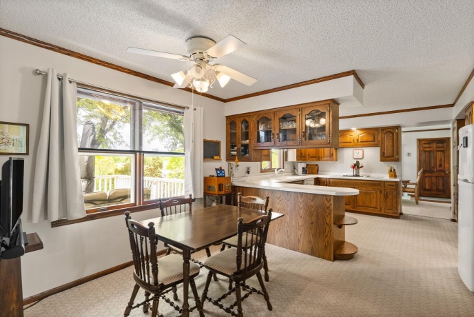 17380 CORBETT, MOUNT CARROLL, Illinois 61053, 6 Bedrooms Bedrooms, ,3 BathroomsBathrooms,House,For Sale,CORBETT,202502721