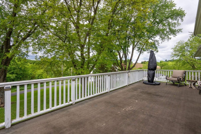 17380 CORBETT, MOUNT CARROLL, Illinois 61053, 6 Bedrooms Bedrooms, ,3 BathroomsBathrooms,House,For Sale,CORBETT,202502721