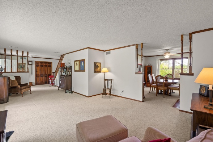 17380 CORBETT, MOUNT CARROLL, Illinois 61053, 6 Bedrooms Bedrooms, ,3 BathroomsBathrooms,House,For Sale,CORBETT,202502721