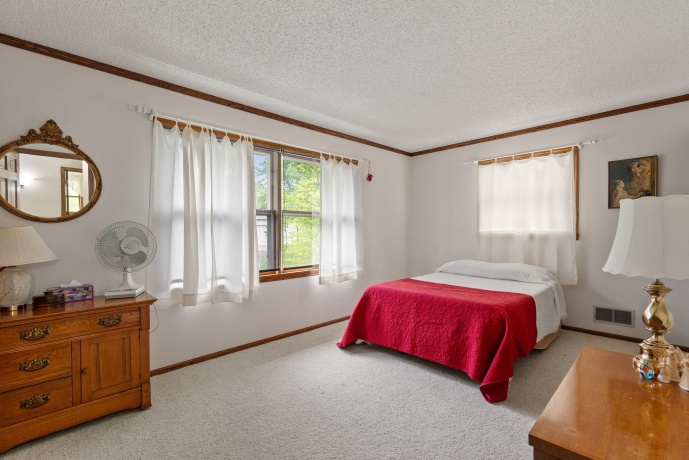 17380 CORBETT, MOUNT CARROLL, Illinois 61053, 6 Bedrooms Bedrooms, ,3 BathroomsBathrooms,House,For Sale,CORBETT,202502721