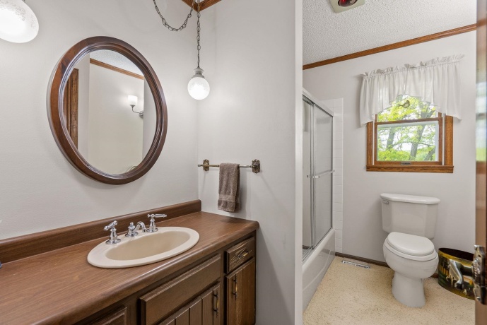 17380 CORBETT, MOUNT CARROLL, Illinois 61053, 6 Bedrooms Bedrooms, ,3 BathroomsBathrooms,House,For Sale,CORBETT,202502721