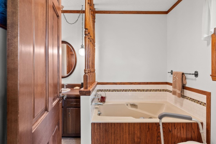 17380 CORBETT, MOUNT CARROLL, Illinois 61053, 6 Bedrooms Bedrooms, ,3 BathroomsBathrooms,House,For Sale,CORBETT,202502721