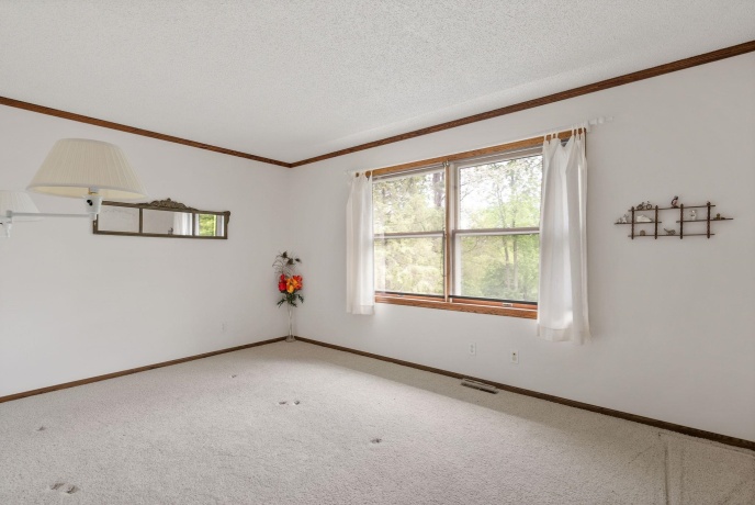 17380 CORBETT, MOUNT CARROLL, Illinois 61053, 6 Bedrooms Bedrooms, ,3 BathroomsBathrooms,House,For Sale,CORBETT,202502721