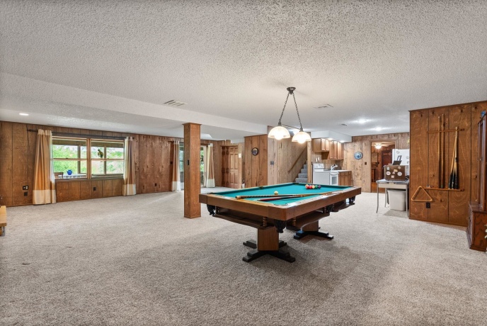 17380 CORBETT, MOUNT CARROLL, Illinois 61053, 6 Bedrooms Bedrooms, ,3 BathroomsBathrooms,House,For Sale,CORBETT,202502721