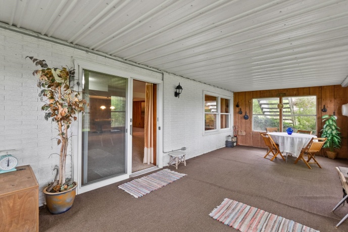 17380 CORBETT, MOUNT CARROLL, Illinois 61053, 6 Bedrooms Bedrooms, ,3 BathroomsBathrooms,House,For Sale,CORBETT,202502721