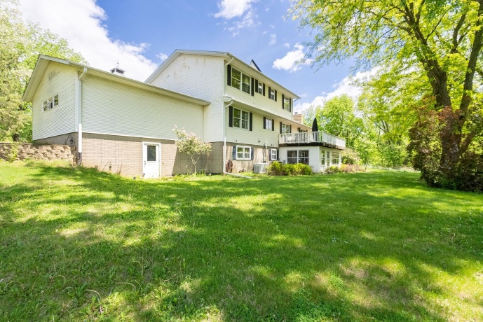 17380 CORBETT, MOUNT CARROLL, Illinois 61053, 6 Bedrooms Bedrooms, ,3 BathroomsBathrooms,House,For Sale,CORBETT,202502721