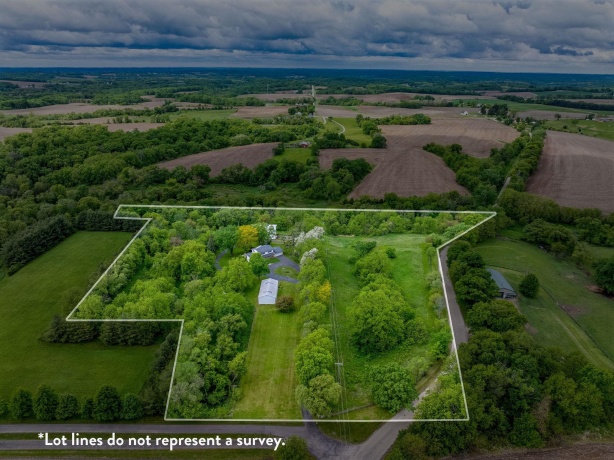 17380 CORBETT, MOUNT CARROLL, Illinois 61053, 6 Bedrooms Bedrooms, ,3 BathroomsBathrooms,House,For Sale,CORBETT,202502721