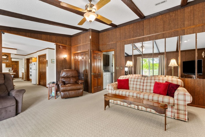 17380 CORBETT, MOUNT CARROLL, Illinois 61053, 6 Bedrooms Bedrooms, ,3 BathroomsBathrooms,House,For Sale,CORBETT,202502721