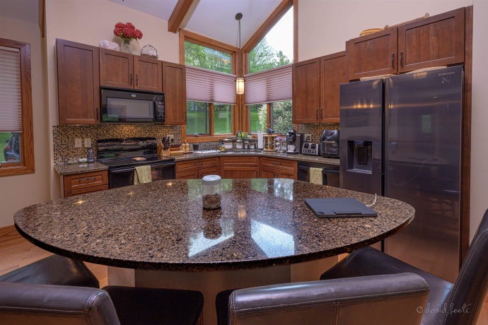 3 Longwood, GALENA, Illinois 61036, 5 Bedrooms Bedrooms, ,4 BathroomsBathrooms,House,For Sale,Longwood,202502725