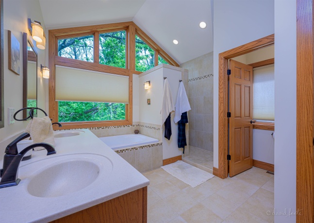 3 Longwood, GALENA, Illinois 61036, 5 Bedrooms Bedrooms, ,4 BathroomsBathrooms,House,For Sale,Longwood,202502725