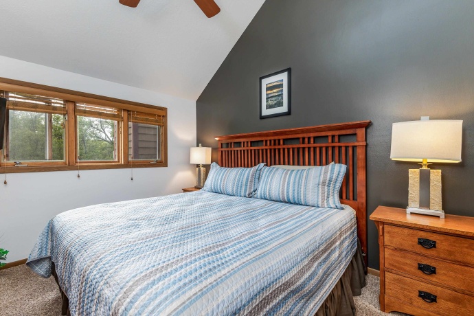 23 Oak Glen, GALENA, Illinois 61036, 2 Bedrooms Bedrooms, ,2 BathroomsBathrooms,Condominium,For Sale,Oak Glen,202502731