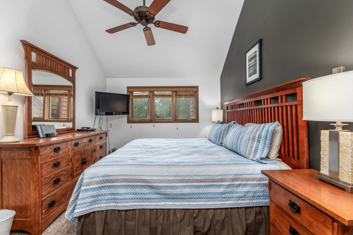 23 Oak Glen, GALENA, Illinois 61036, 2 Bedrooms Bedrooms, ,2 BathroomsBathrooms,Condominium,For Sale,Oak Glen,202502731