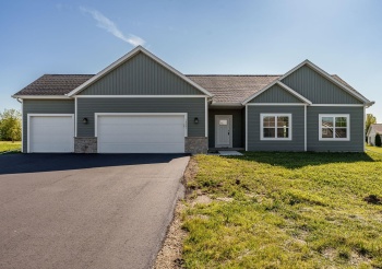 15551 Finley, SOUTH BELOIT, Illinois 61080, 3 Bedrooms Bedrooms, ,2 BathroomsBathrooms,House,For Sale,Finley,202502779